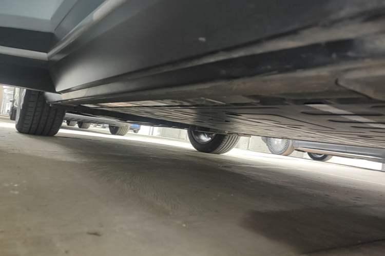 Used Nio ES6 2022 100kWh Performance Version Right Side Sill