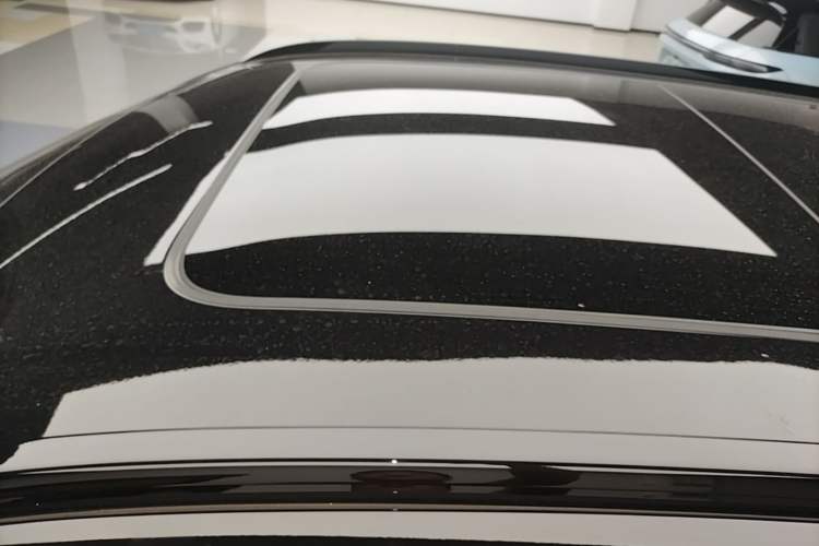Used Nio ES6 2022 75 kWh Sport Edition Roof