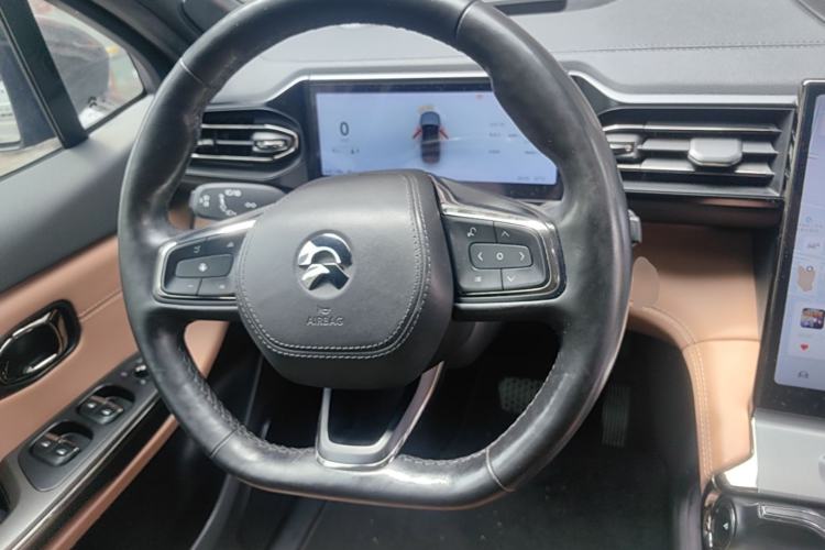 Used Nio ES6 2022 75 kWh Performance Version Steering Wheel