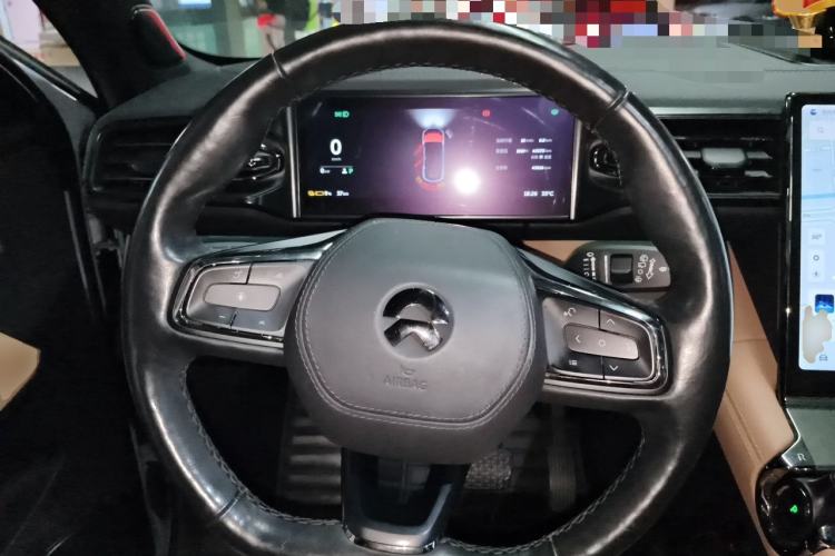 Used Nio ES6 2022 75 kWh Performance Version Steering Wheel