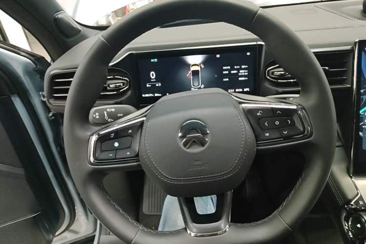 Used Nio ES6 2022 75 kWh Sport Edition Steering Wheel
