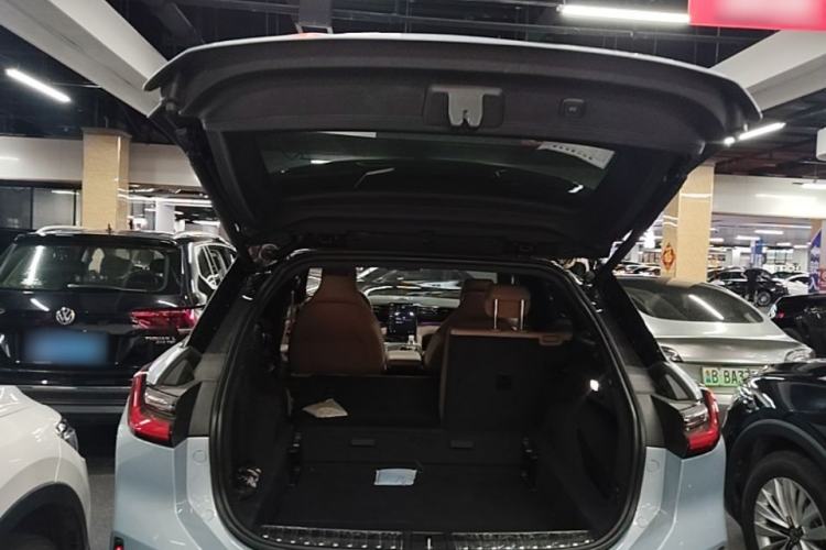 Used Nio ES6 2022 75 kWh Performance Version Trunk