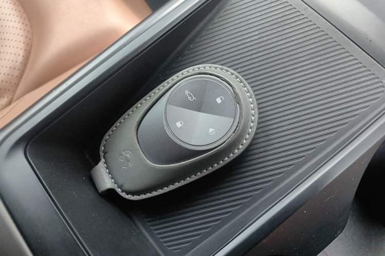 Used Nio ES6 2022 75 kWh Performance Version Vehicle Key
