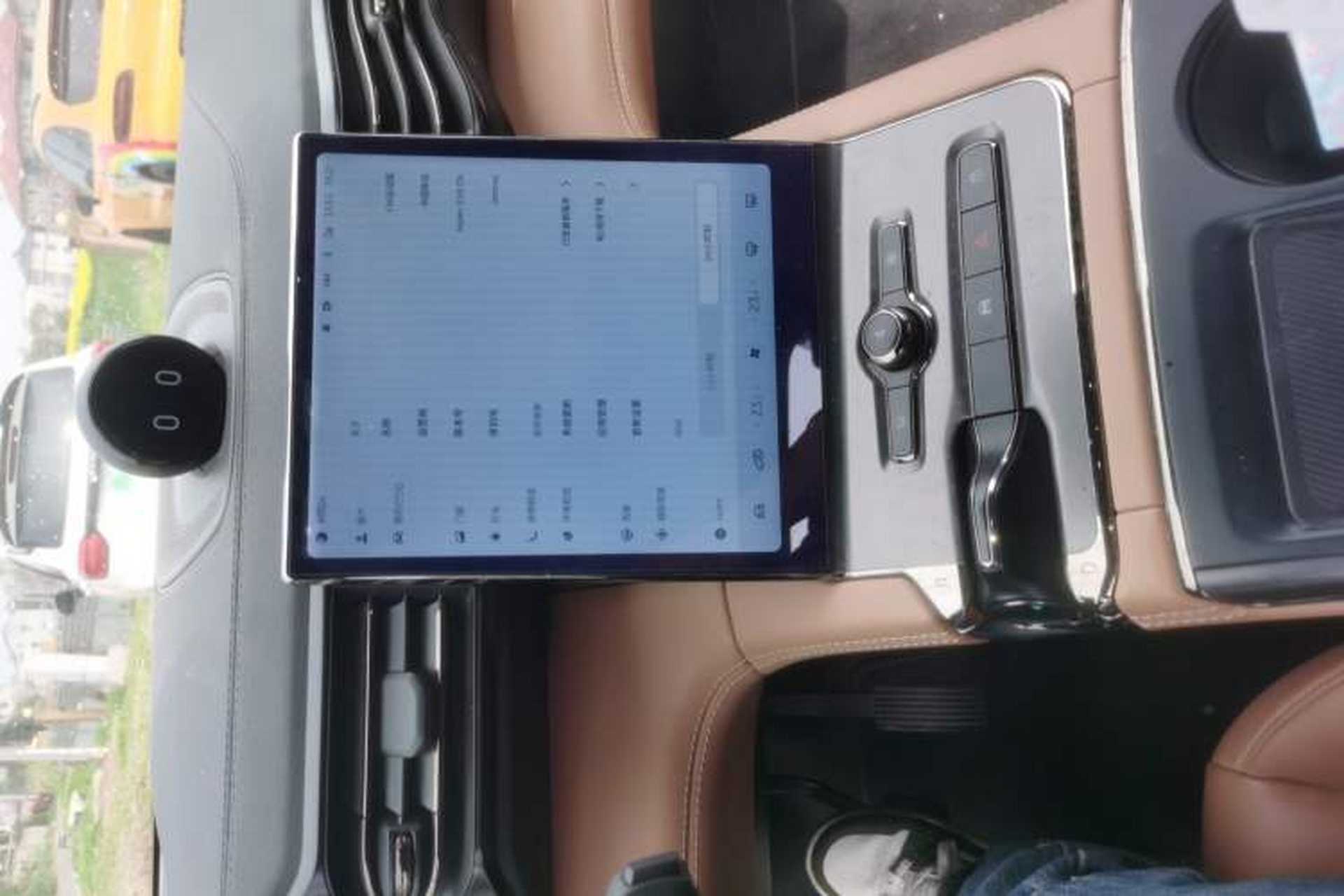 Used Nio ES6 2022 75 kWh Sport Edition Audio And AC Panel
