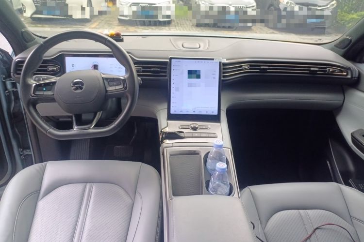 Used Nio ES6 2022 75 kWh Sport Edition Center Console