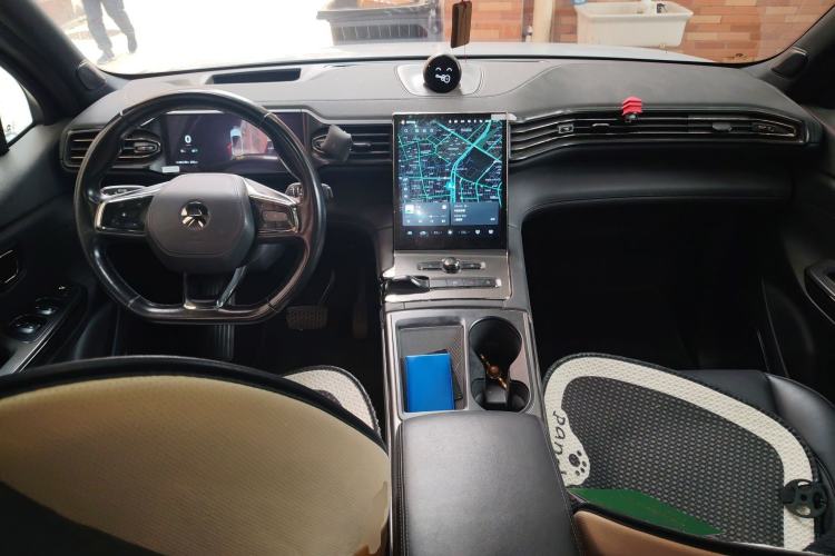 Used Nio ES6 2022 75 kWh Sport Edition Center Console