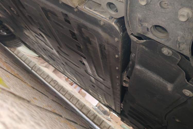 Used Nio ES6 2022 75 kWh Sport Edition Chassis Rear Left