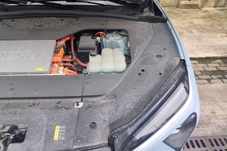 Used Nio ES6 2022 75 kWh Sport Edition Engine Bay Left