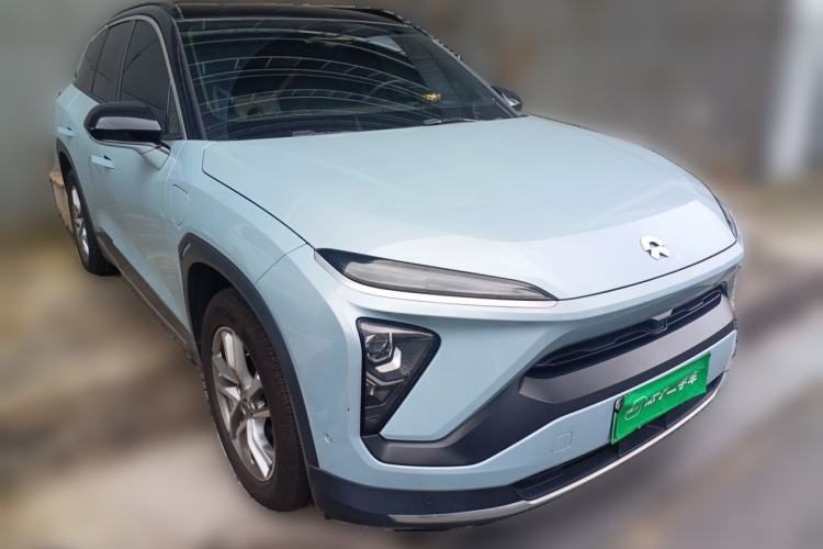 Used Nio ES6 2022 75 kWh Sport Edition Front Right 45 Deg
