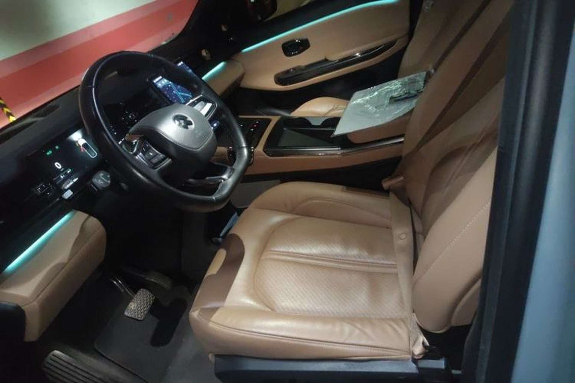 Used Nio ES6 2022 75 kWh Performance Version Left Front Seat