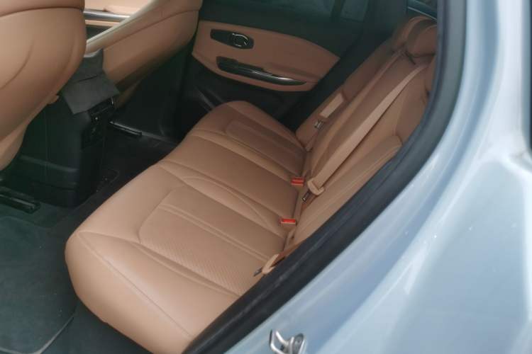 Used Nio ES6 2022 75 kWh Sport Edition Left Rear Seat