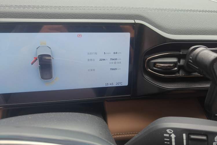 Used Nio ES6 2022 100kWh Performance Version Odometer Close Up