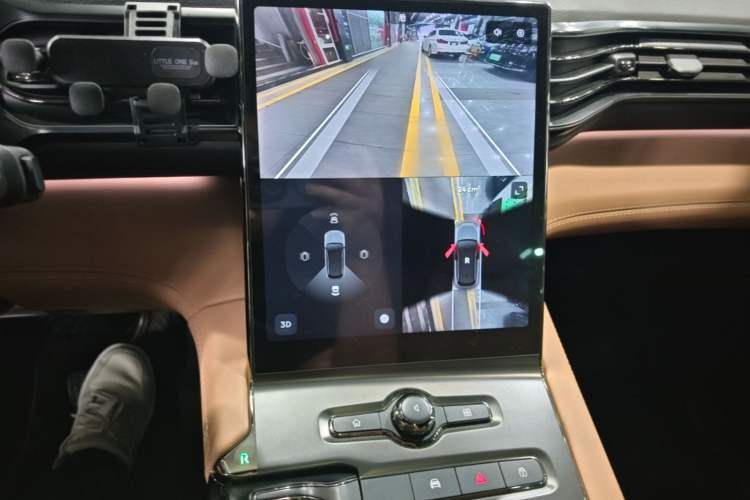 Used Nio ES6 2022 75 kWh Performance Version Audio And AC Panel