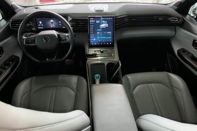 Used Nio ES6 2022 75 kWh Sport Edition Center Console