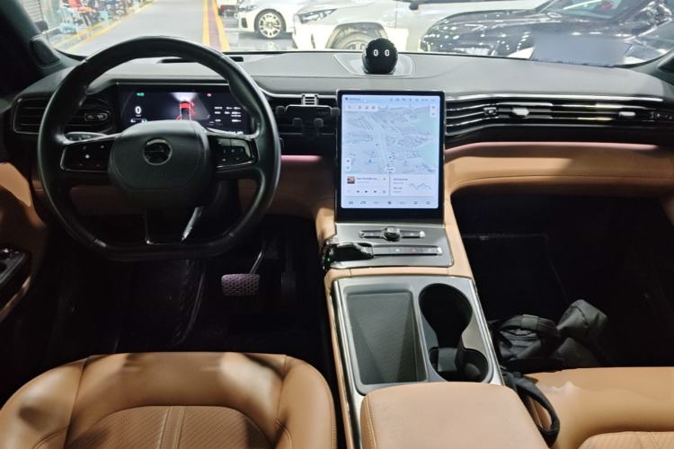 Used Nio ES6 2022 75 kWh Performance Version Center Console