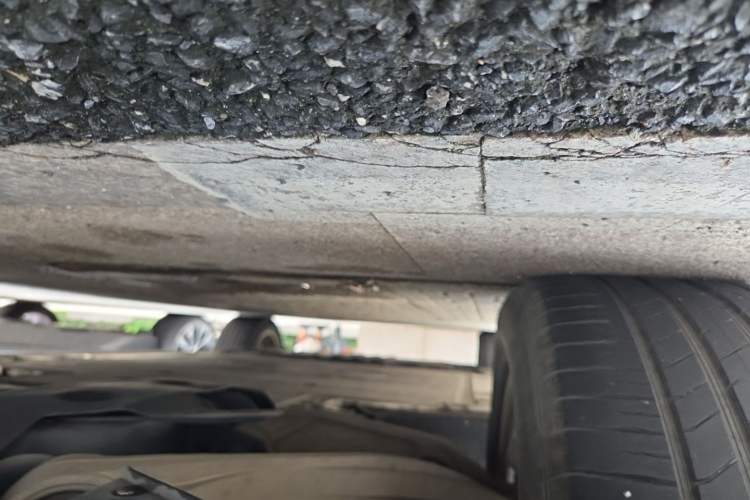 Used Nio ES6 2022 75 kWh Sport Edition Chassis Front Right