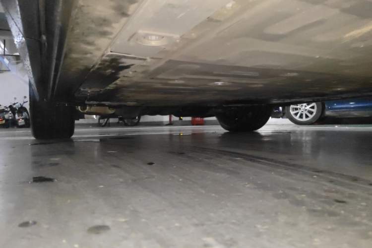 Used Nio ES6 2022 75 kWh Sport Edition Chassis Rear Left
