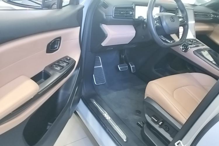Used Nio ES6 2022 75 kWh Sport Edition Driver Seat
