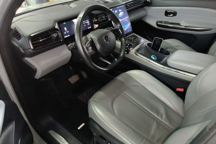 Used Nio ES6 2022 75 kWh Sport Edition Driver Seat
