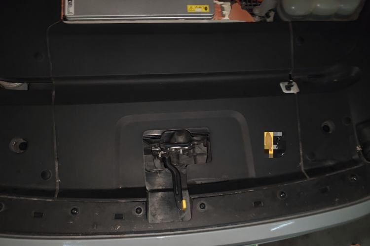 Used Nio ES6 2022 75 kWh Performance Version Engine Bay