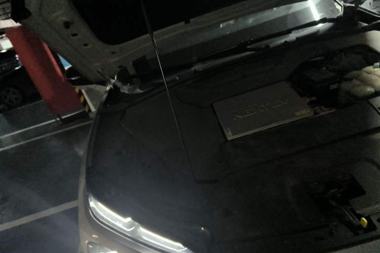 Used Nio ES6 2022 75 kWh Sport Edition Engine Bay Right