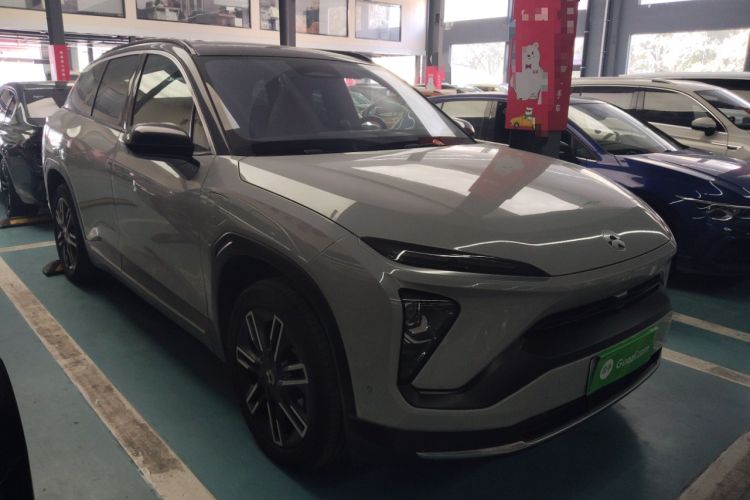 Used Nio ES6 2022 100kWh Signature Edition Front Right 45 Deg