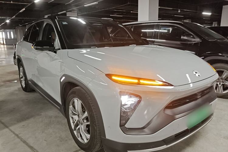 Used Nio ES6 2022 75 kWh Performance Version Front Right 45 Deg