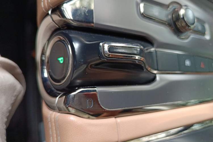 Used Nio ES6 2022 75 kWh Sport Edition Gear Lever