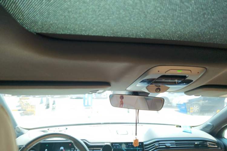 Used Nio ES6 2022 75 kWh Sport Edition Headliner