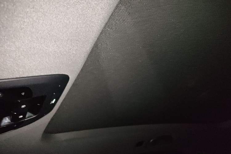 Used Nio ES6 2022 75 kWh Sport Edition Headliner