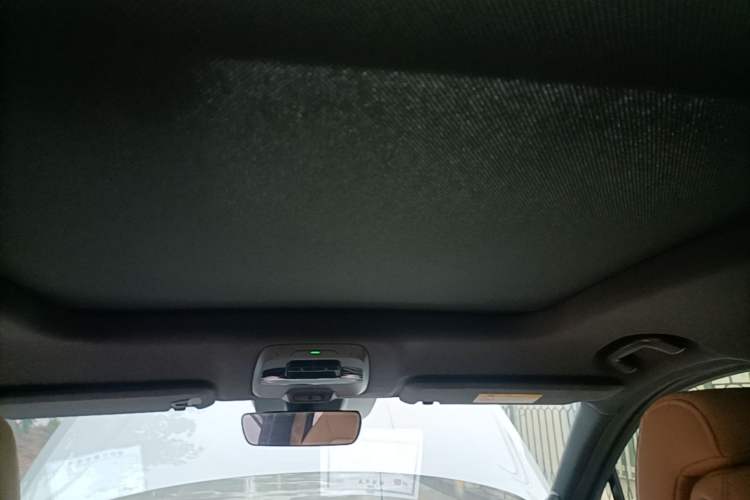 Used Nio ES6 2022 75 kWh Sport Edition Headliner