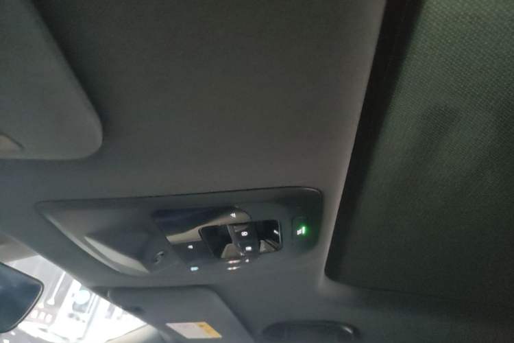 Used Nio ES6 2022 100kWh Performance Version Headliner