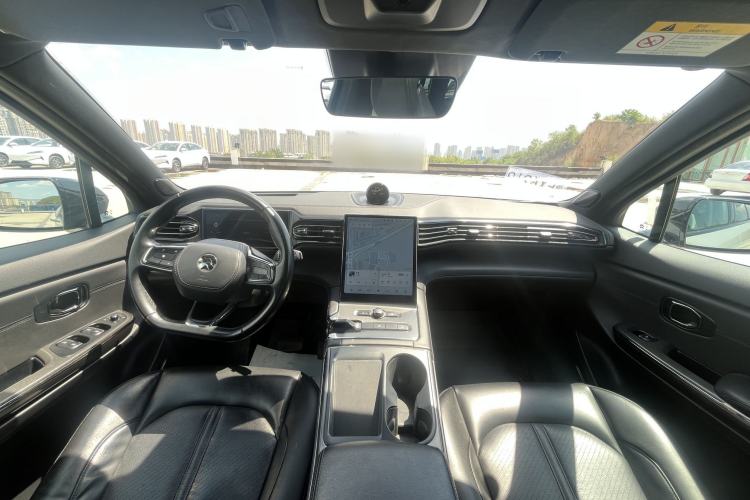 Used Nio ES6 2022 75 kWh Sport Edition Interior 1