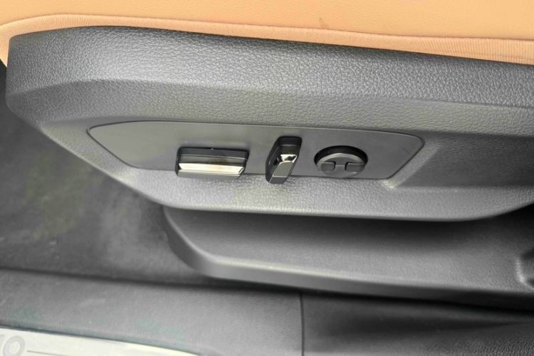 Used Nio ES6 2022 100kWh Performance Version Interior 10