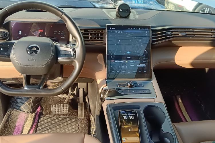 Used Nio ES6 2022 75 kWh Sport Edition Interior 2