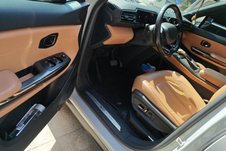 Used Nio ES6 2022 75 kWh Sport Edition Interior 3