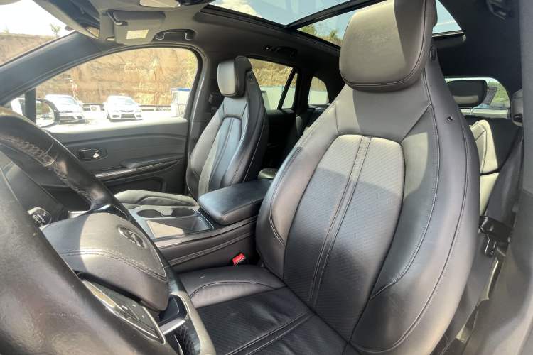 Used Nio ES6 2022 75 kWh Sport Edition Interior 3