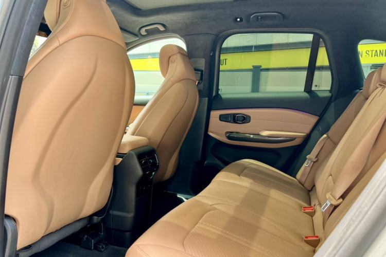 Used Nio ES6 2022 75 kWh Sport Edition Interior 4