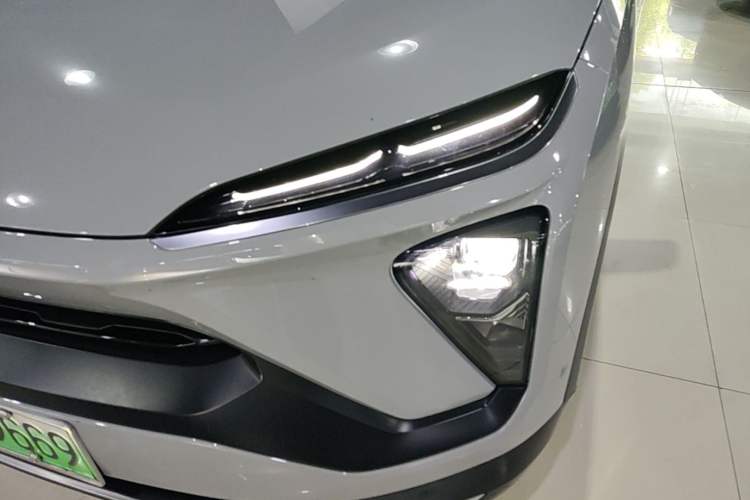Used Nio ES6 2022 75 kWh Sport Edition Left Front Headlight