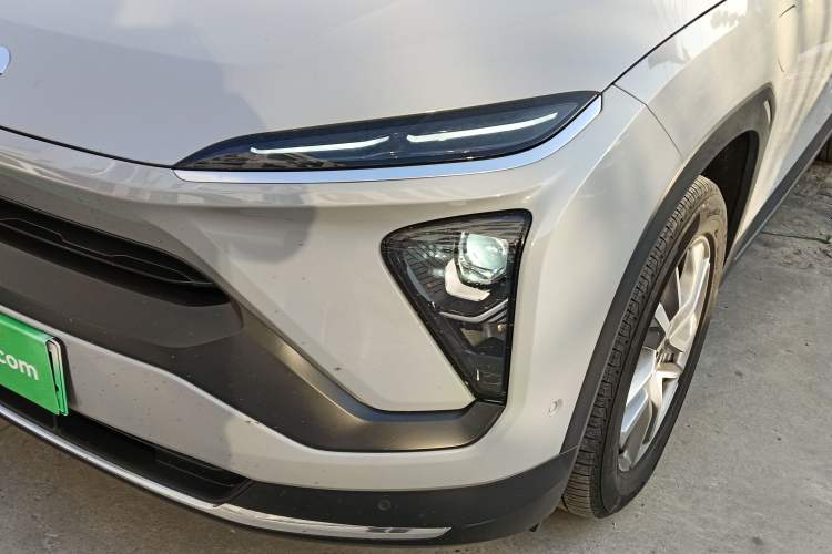 Used Nio ES6 2022 75 kWh Sport Edition Left Front Headlight