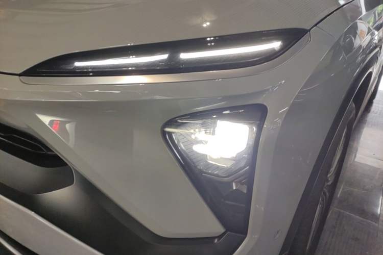 Used Nio ES6 2022 100kWh Performance Version Left Front Headlight
