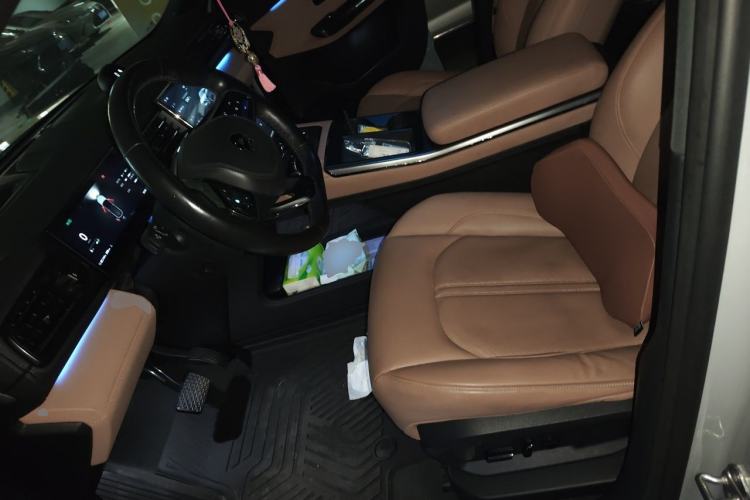 Used Nio ES6 2022 75 kWh Performance Version Left Front Seat