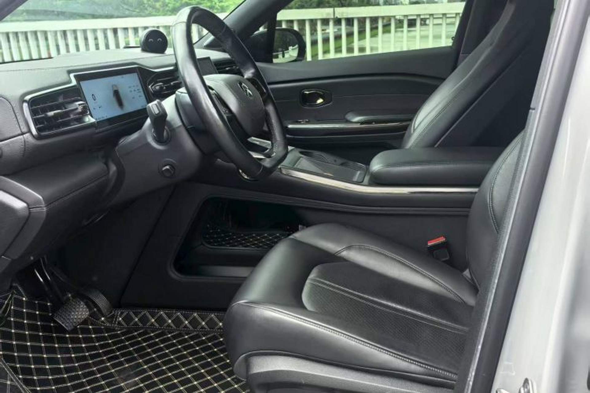 Used Nio ES6 2022 75 kWh Sport Edition Left Front Seat