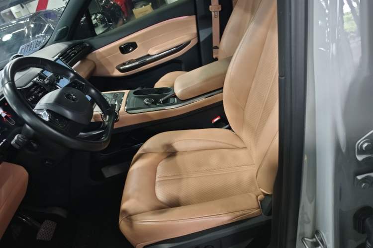 Used Nio ES6 2022 75 kWh Performance Version Left Front Seat