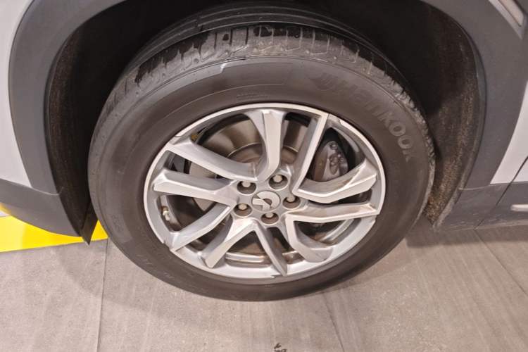 Used Nio ES6 2022 75 kWh Performance Version Left Front Wheel Hub