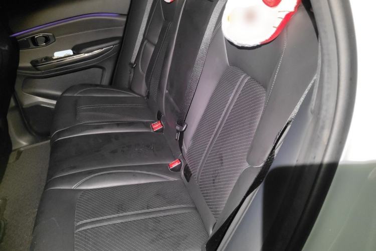 Used Nio ES6 2022 75 kWh Sport Edition Left Rear Seat