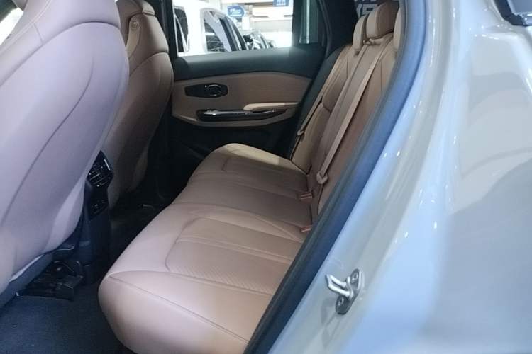 Used Nio ES6 2022 75 kWh Sport Edition Left Rear Seat