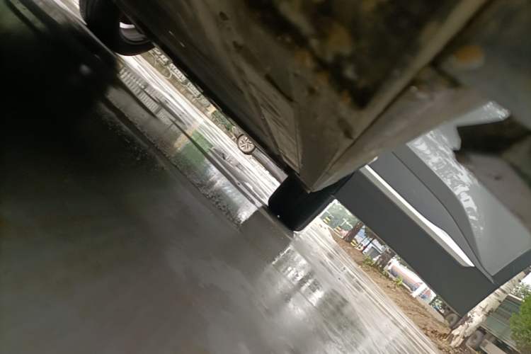 Used Nio ES6 2022 75 kWh Sport Edition Left Side Sill