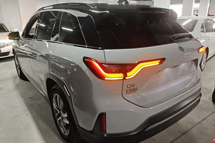 Used Nio ES6 2022 75 kWh Performance Version Rear Left 45 Deg
