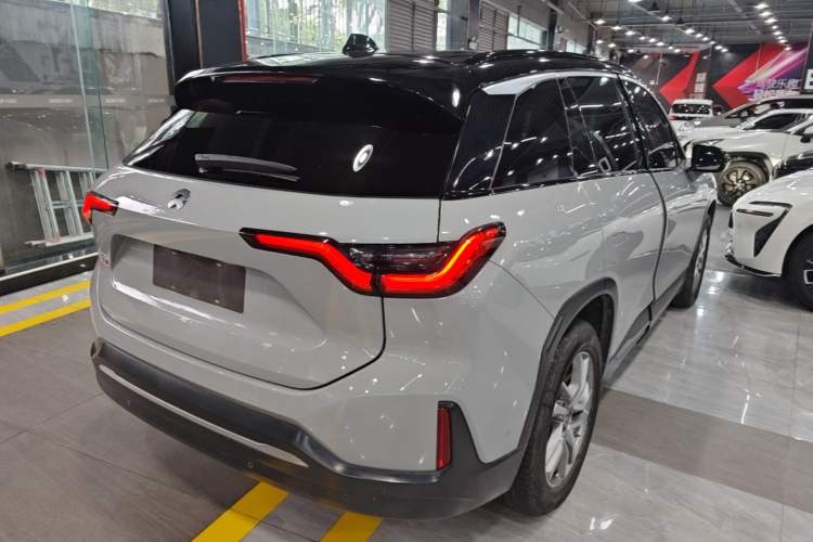 Used Nio ES6 2022 75 kWh Performance Version Rear Right 45 Deg